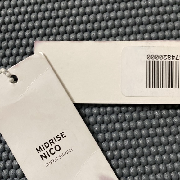 NWT Hudson Jeans Size 24 Skinny Leg Cut Mid Rise Waist Black Camo Print Denim - Picture 3 of 7